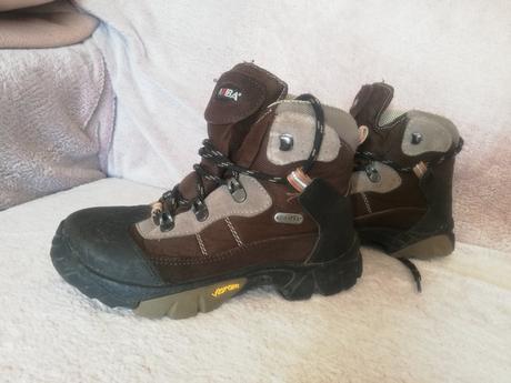 Vibrami - turistická obuv, 32