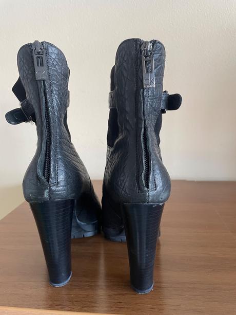 Čižmy calvin klein, 39