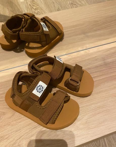 Konges slojd sandale nove , vel 27, 15eur, 27