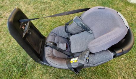 Maxi cosi axissfix - otocna autosedacka, maxi cosi