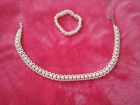 Nahrdelnik +náramok perli"kový,