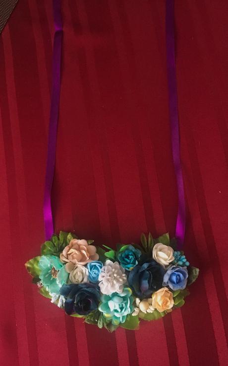 Handmade náhrdelník z kvetín, 