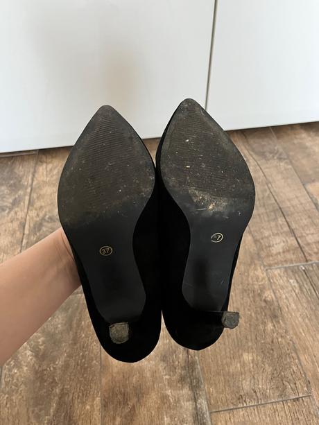 Čierne semišové lodičky, 37
