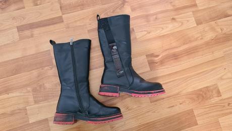 Vysoké kožušinové čižmy, 35