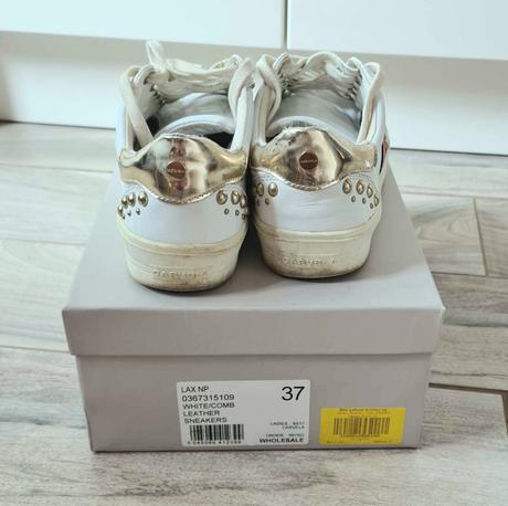 Kožené tenisky carvela, 37