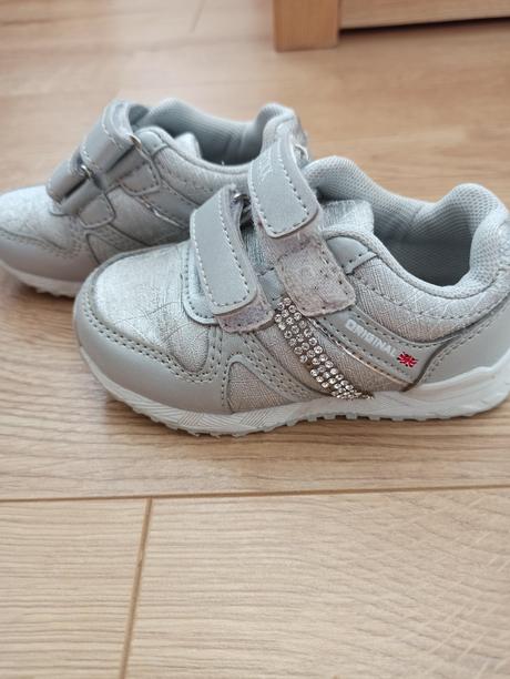 Štýlové tenisky ako adidas, 21