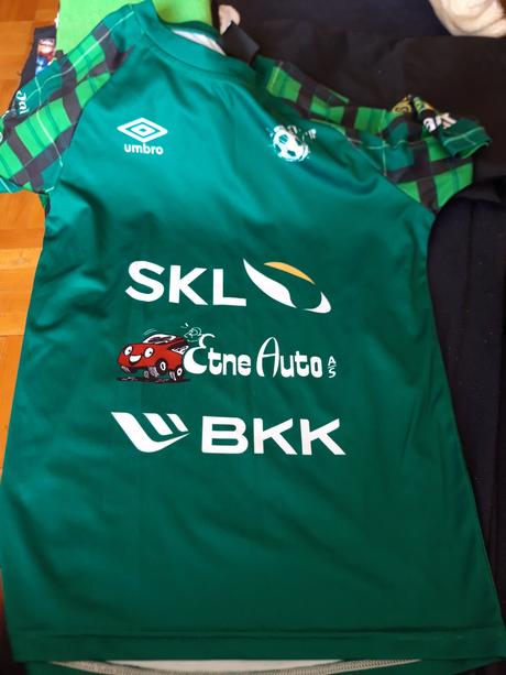 Umbro dres, umbro,152