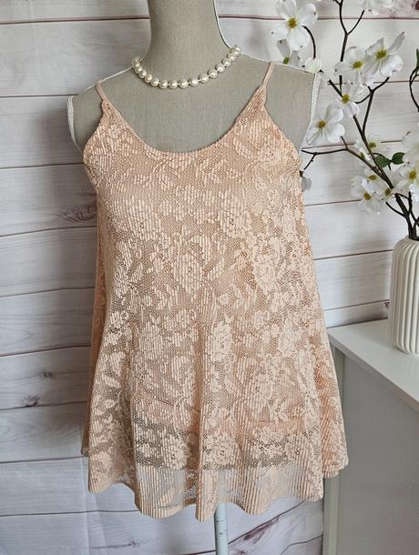 Pekná čipková blúzka, m