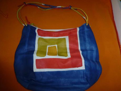 Ručne maľovaná kabelka astore-pravá koža, nenosená,