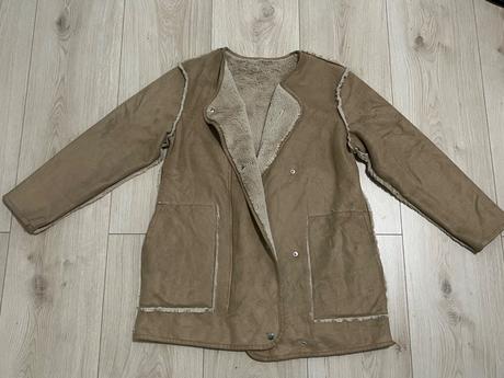 Obojstranný kabátik, bershka,s