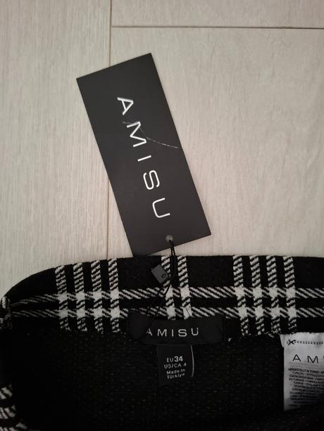 Sukňa karovaná, amisu,34