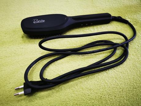 Žehliaca kefa na vlasy rita ora, 