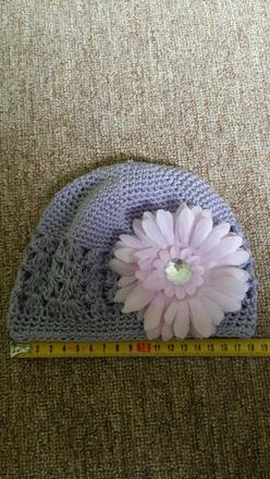 Nadherna ciapka s kvietkom, 92