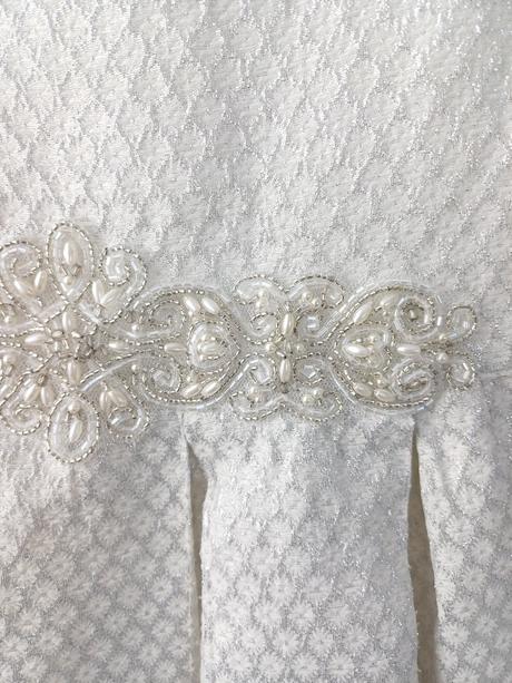 Šaty - strieborné, 110