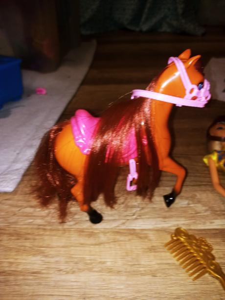 Barbie s konikom,
