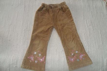 Tenke mendzestrove nohavice, 104