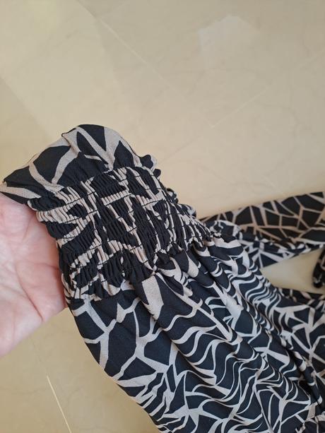 Moderné šaty, gate,40