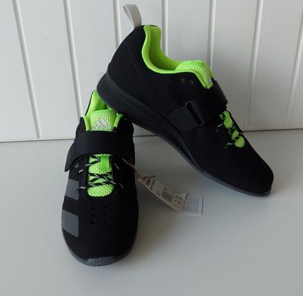 Vzpieračské tenisky adidas (poverlifting), adidas,45