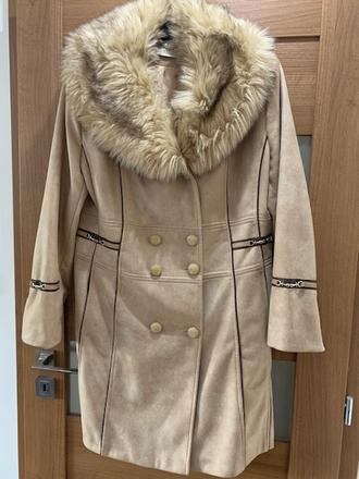 Béžový kabát texhal, 44