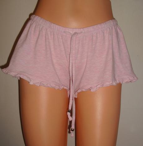 Romanticke kratasky na spanie, h&m