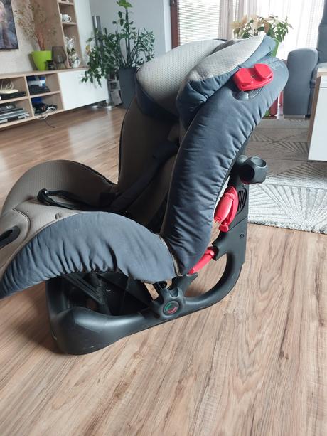 Detska autosedacka 15-36kg, casualplay