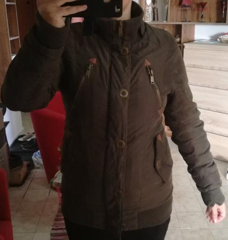 Tmavozelená bunda, s