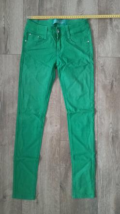 Krásne sýtozelené nohavice, dromedar,xs