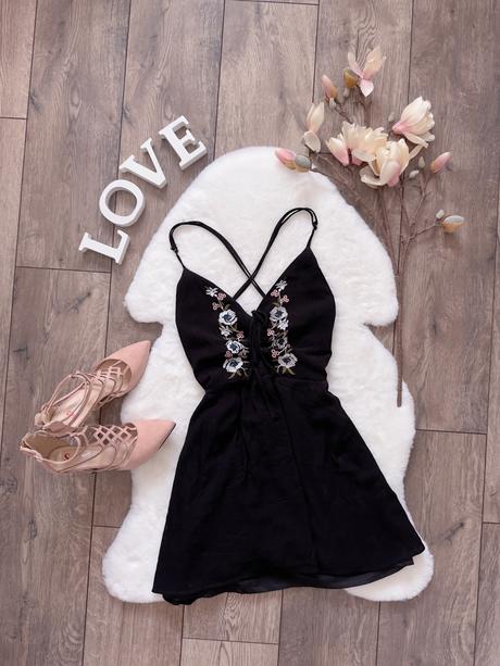 Romantické šaty s výšivkou, gate,m