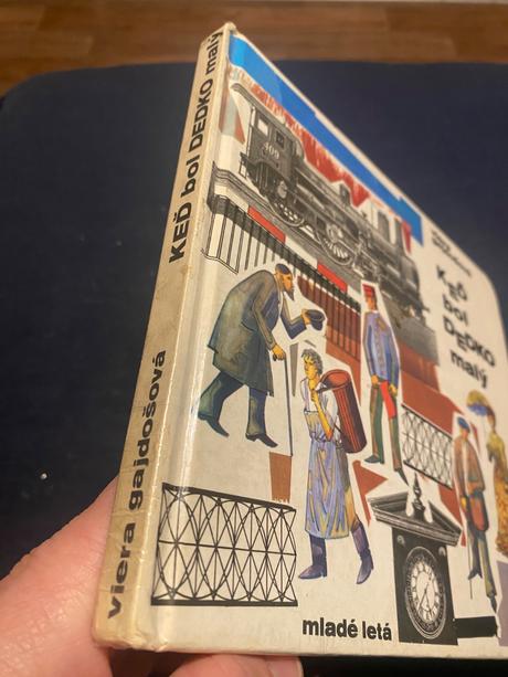 Stará krásna retro kniha keď bol dedko malý, 