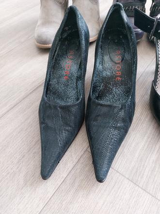 Poltopanky-lodičky, 37