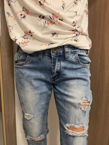 Dámske rifle s trákmi, 28