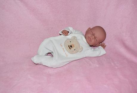 Spiaca m.llorens bábika, 