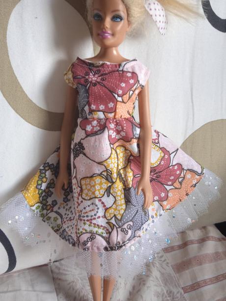 Šaty pre babiku barbie,