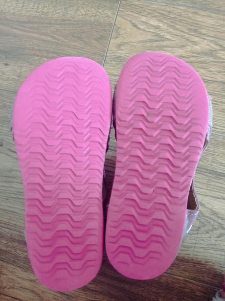 Sandálky/ papučky, protetika,30