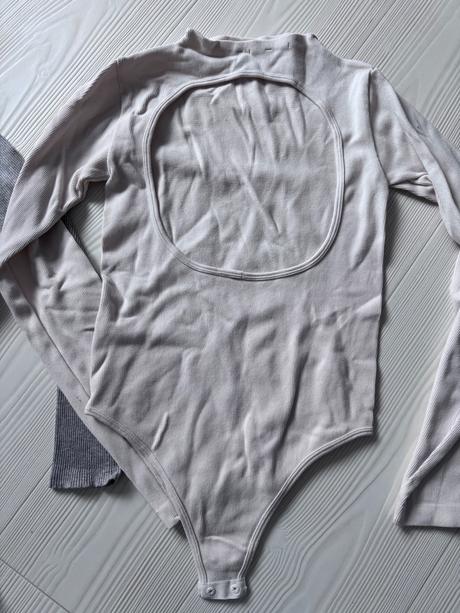 Zara - dvoje body s výrezom, zara,xs