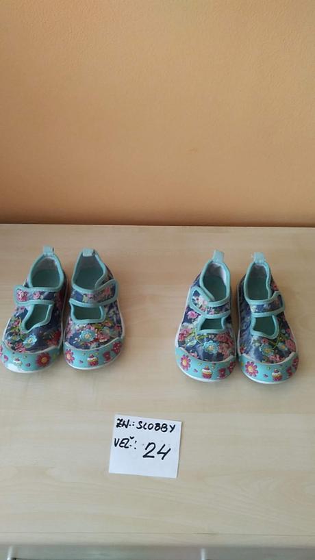 Dievčenské platenky zn.slobby veľ.24, 24