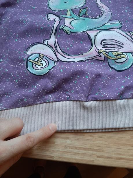 Dracikova mikinka, 104