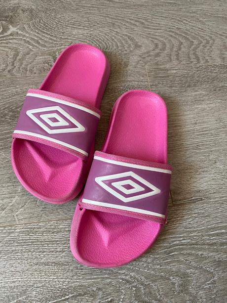 Umbro slapky, umbro,31