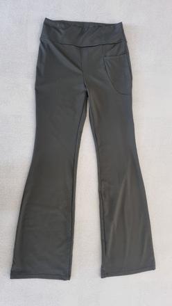 Legíny bootcut, 146