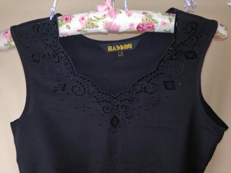 Cierny top s aplikaciou, l