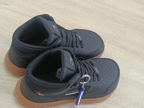 Barebarics urbanedge - black 40, be lenka,40