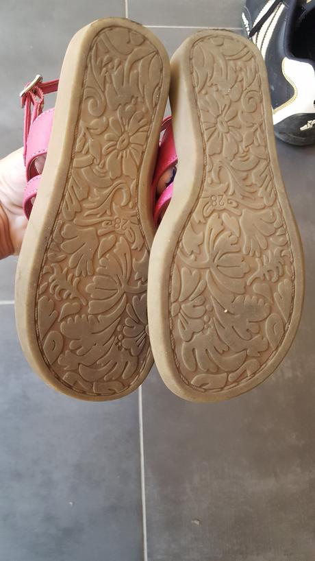 Sandale, deichmann,28