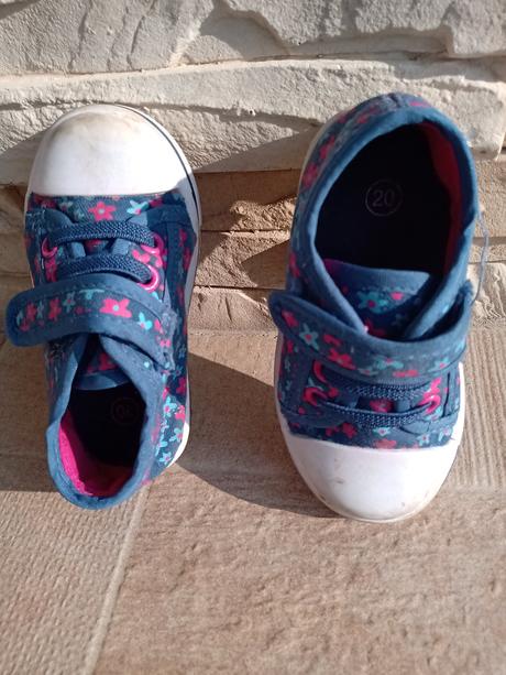 Tenisky kvetinkove s postovnym, 20