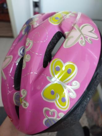 Prilba s motýľmi 51 - 55 cm,