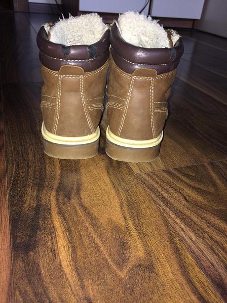 Zimne vyteplené topánky, 32