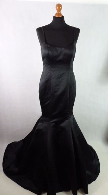 Luxusné čierne spoločenksé šaty, 40