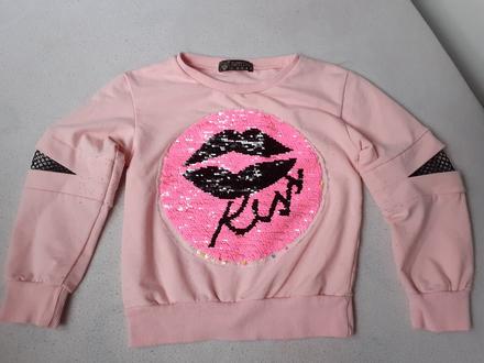 Tričko s meniacimi sa flitrami v. 104/110, 104