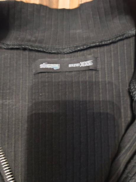 Čierne priliehavé šaty, sinsay,xs