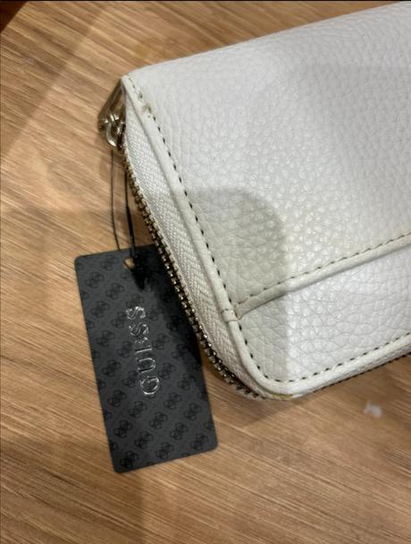 Guess peňaženka, guess