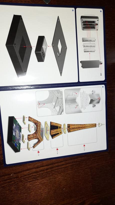 3d puzzle eiffelova veža svietiace,